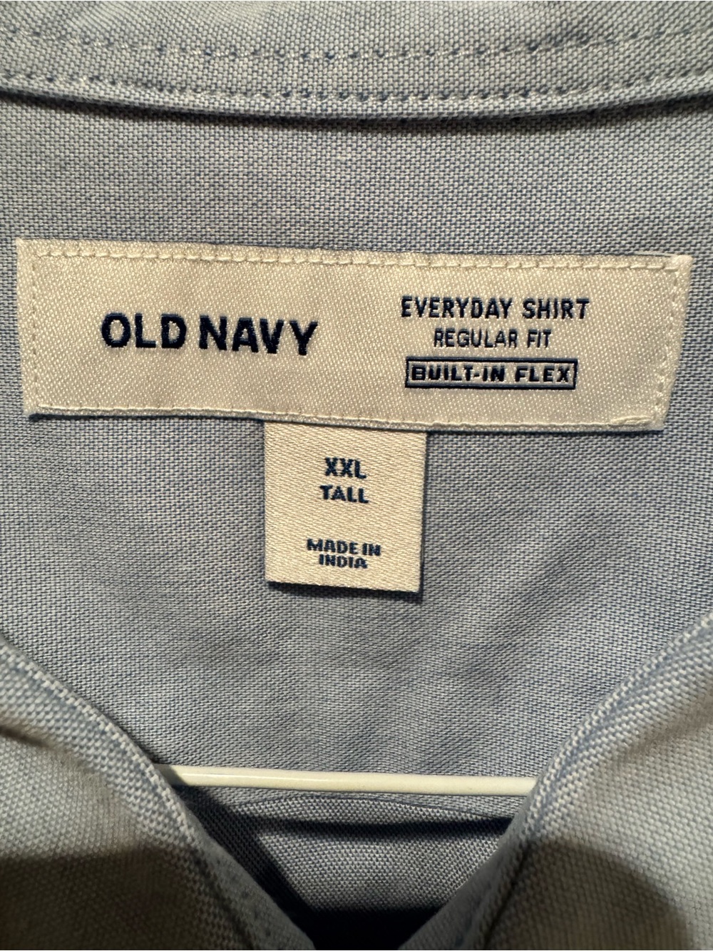 Old Navy Men's Pale Blue Button-Down Oxford Shirt - Picture 2 of 3